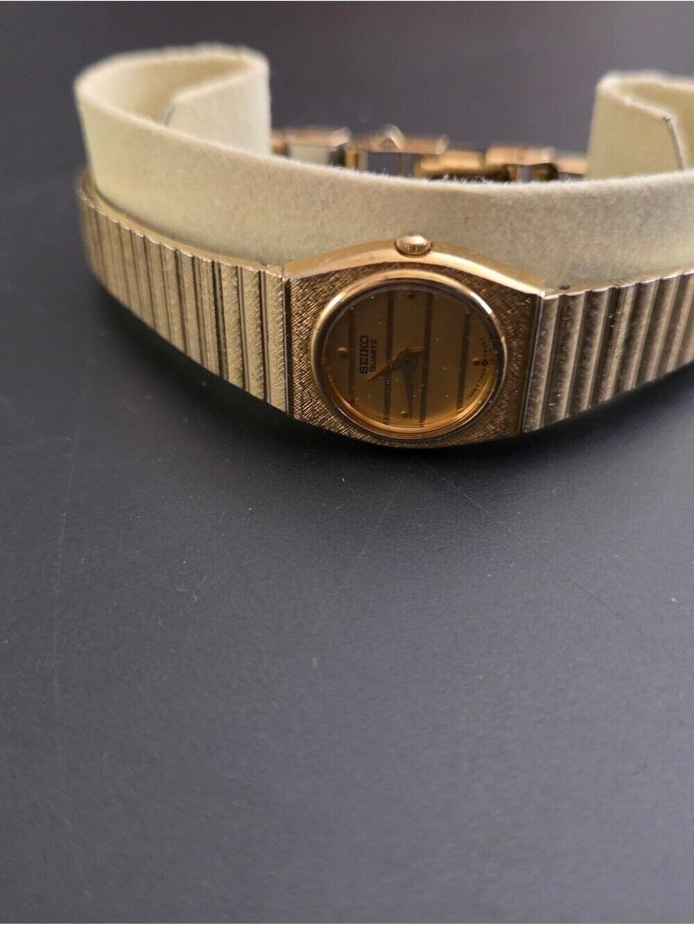 Vintage Seiko SX Watch Women Gold Tone Gold Dial 18mm Round - Picture 11 of 13